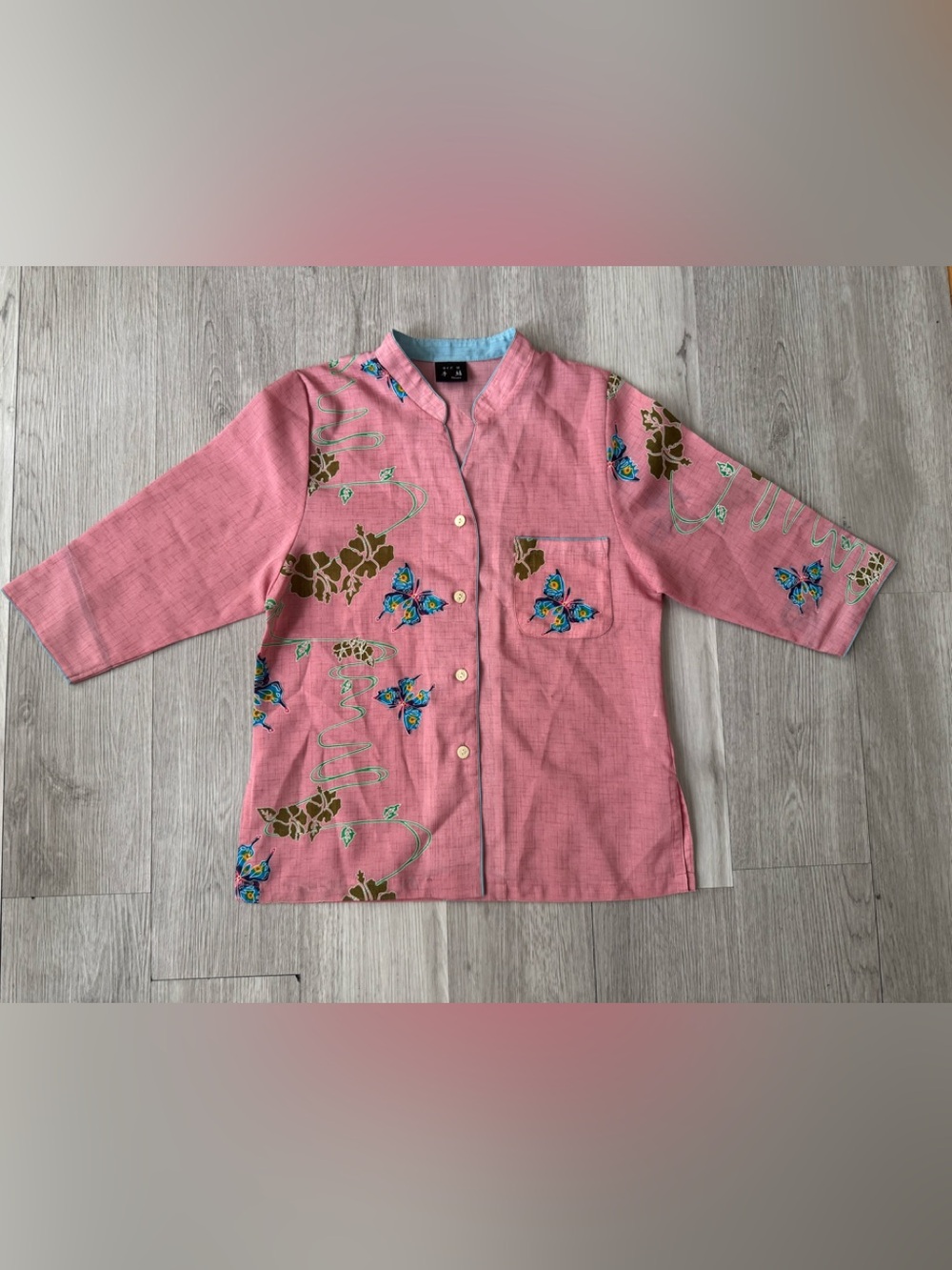 Authentic Japanese Kariyushi Aloha Pink Butterfly Shirt Okinawa Women’s Medium.